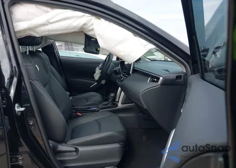 2023 Toyota Corolla Cross Xle from USA, damaged, VIN 7MUDAAAG6PV051838